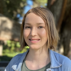 headshot of Claudia Hirons
