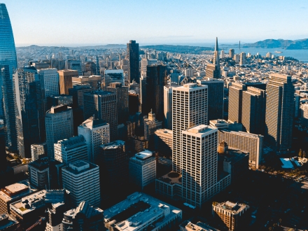 skyscraper view of downtown san francisco